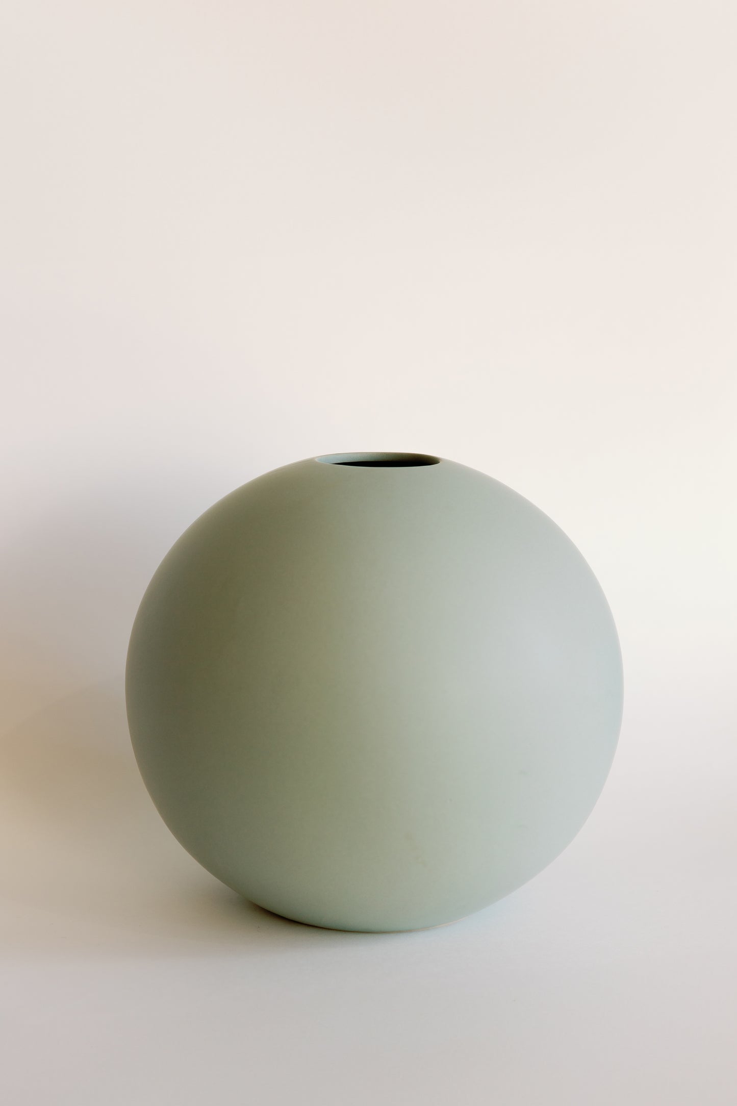 Orb Vase - Large