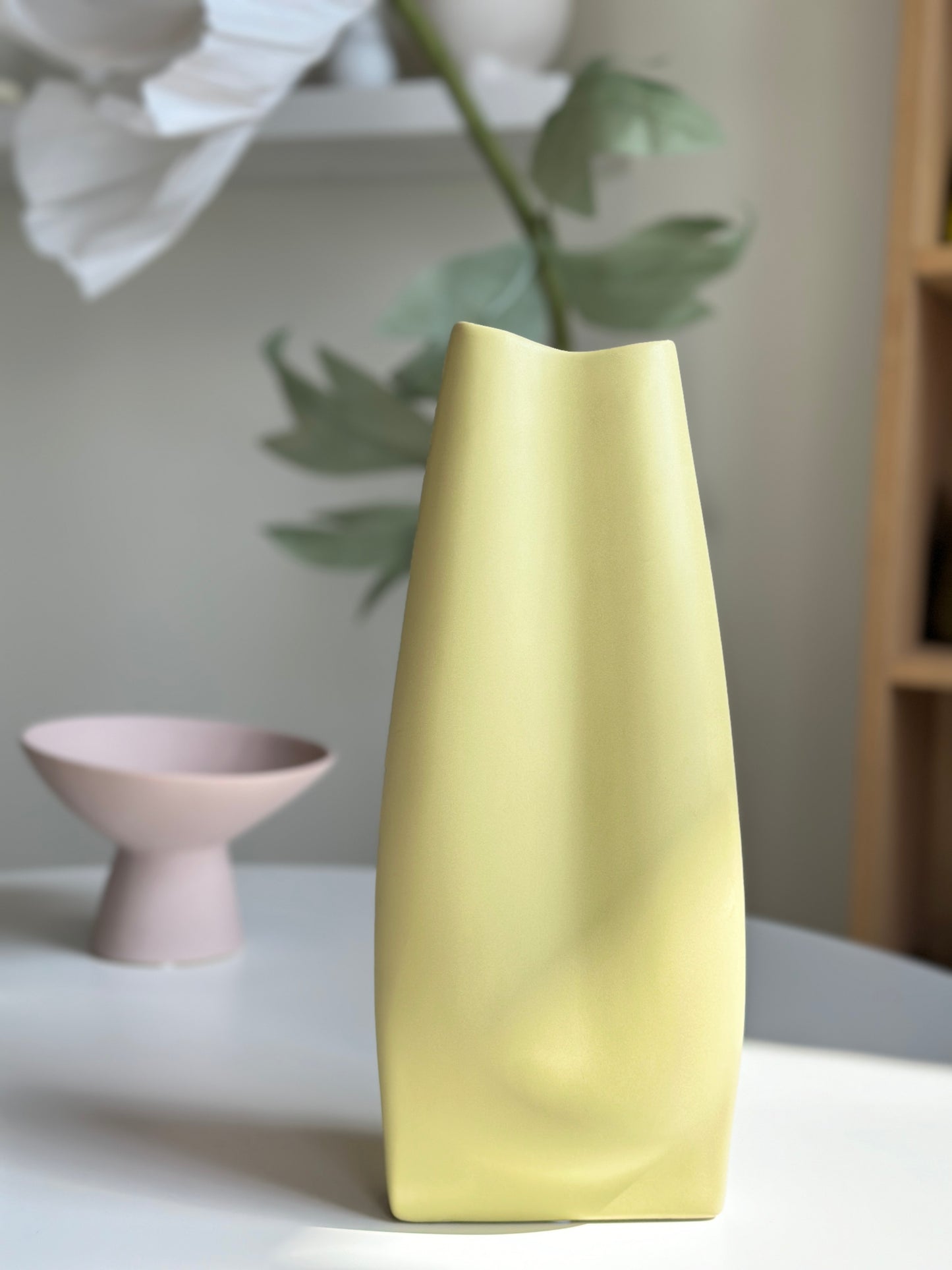 Bifold Vase